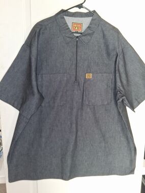 Gray Short-Sleeve Zip Polo Shirt